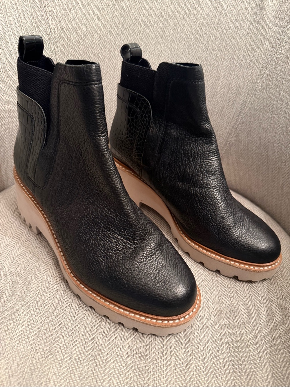 Dolce Vita Black Leather Platform Chelsea Booties with Tan Lug Sole Size 8